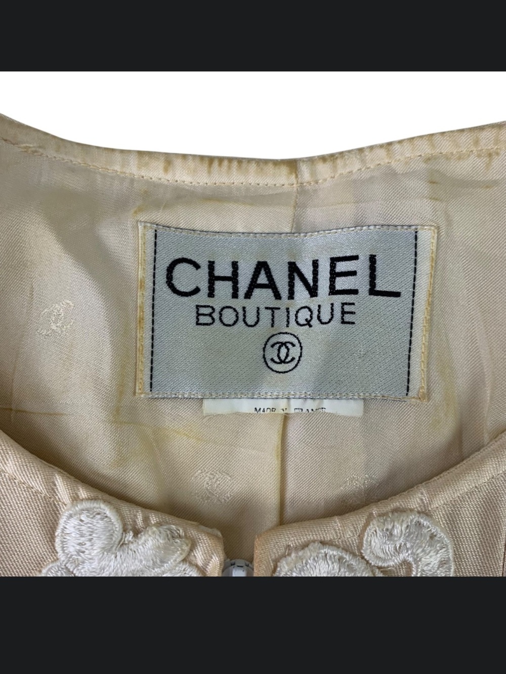 CHANEL Cream Silk Short Sleeve Top with Embroidered Loop Trim - Picture 4 of 16